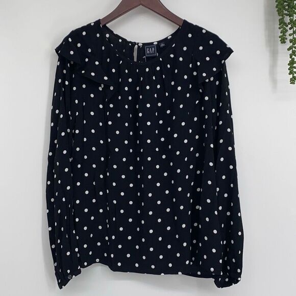 New Gap Ruffle Shoulder Long Sleeve Polka Dot‎ Blouse Rayon Black White S - Picture 2 of 16